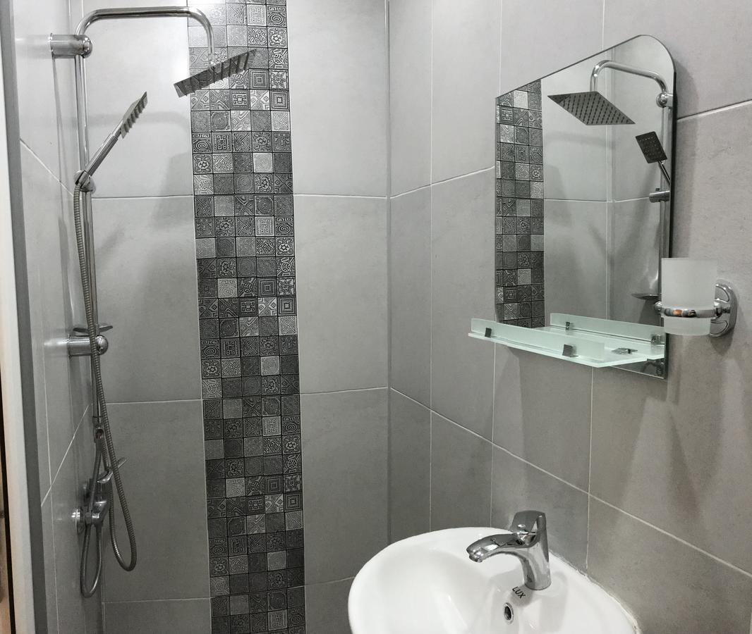 Guest House Old Tiflis 5 ภายนอก รูปภาพ